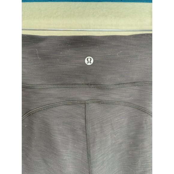 Lululemon Women's Invigorate High-Rise Short in Black Size 10 - Picture 6 of 8